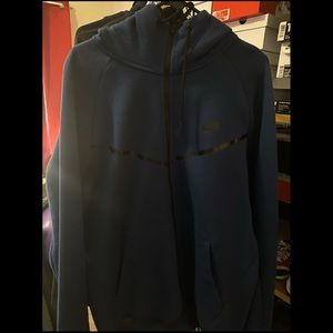 Nike Tech Fleece Top